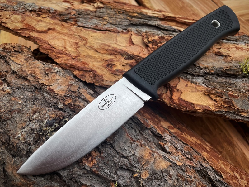 F1 Cos with NEZ sheath photo