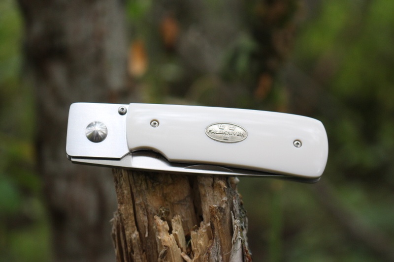 Fallkniven RL1 ey photo