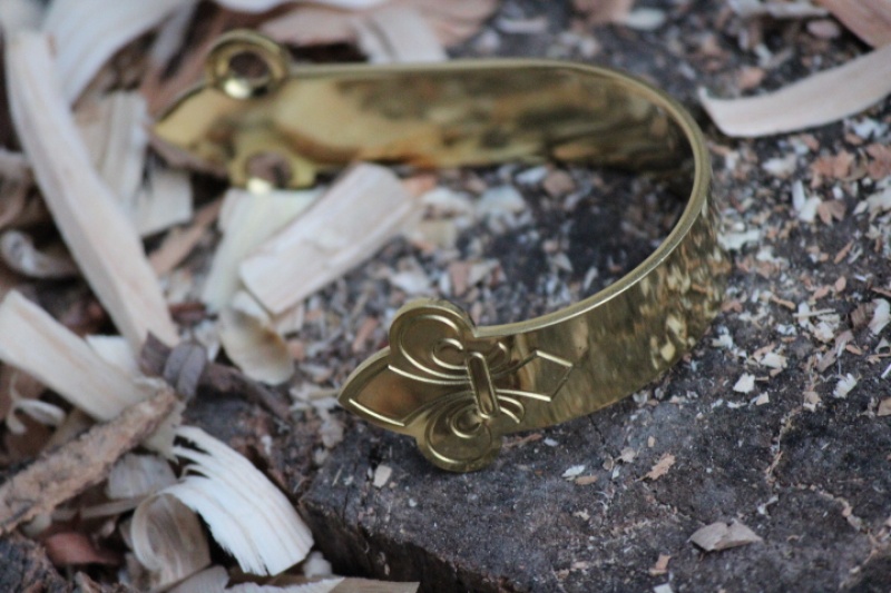 Solid Brass Hanger Single