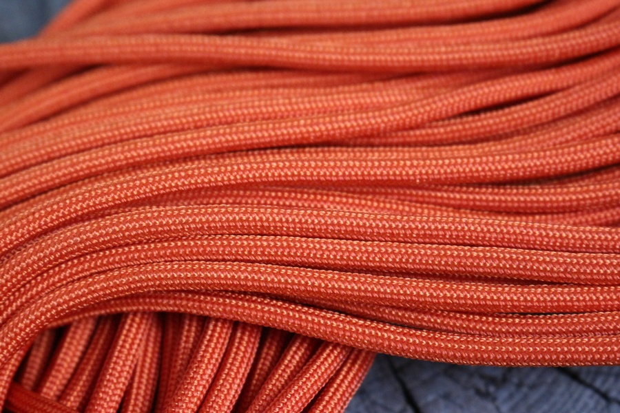 Paracord Commercial 550 Orange 50 ft photo