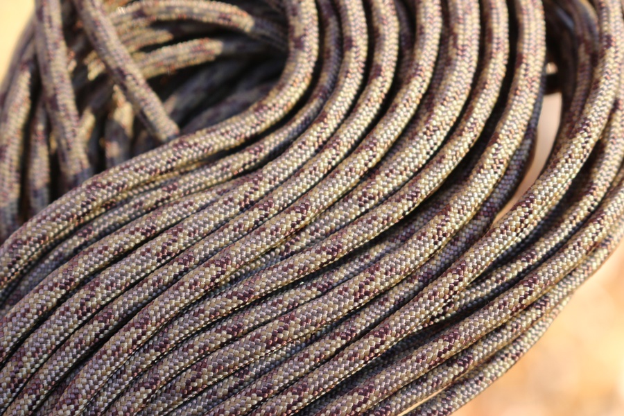 Paracord Commercial 550 Arid Digital 50 ft photo