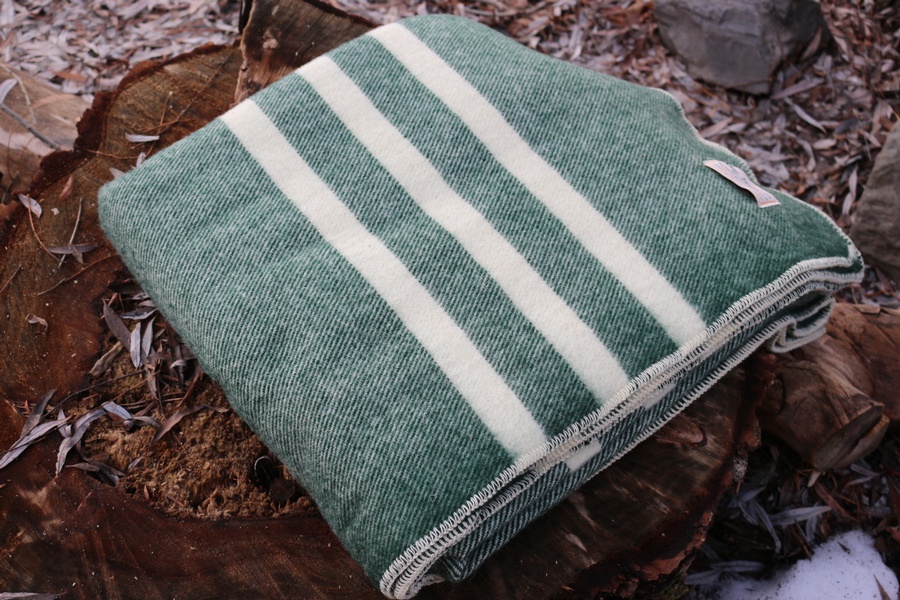 Canadian 100% Virgin Wool Blanket (Green) 