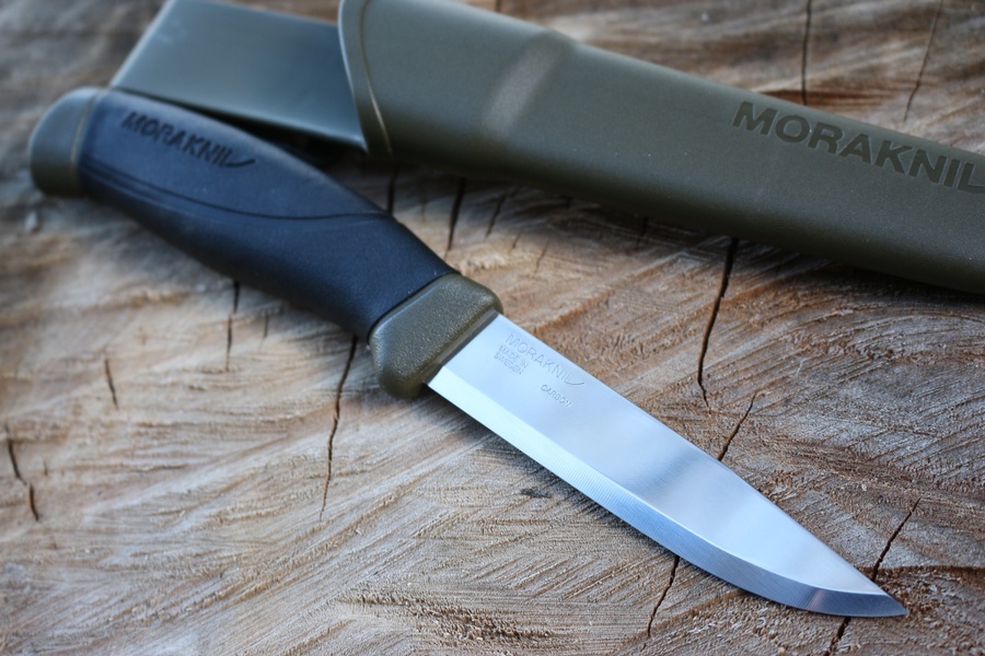 Mora Knives Companion carbon photo