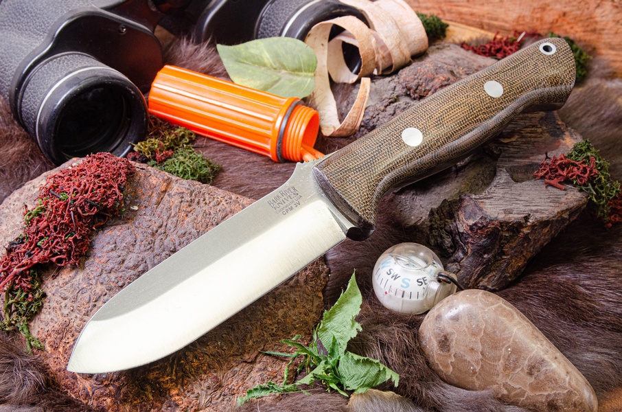 Bravo 1.25 3V Green Canvas Spear Point Ramped