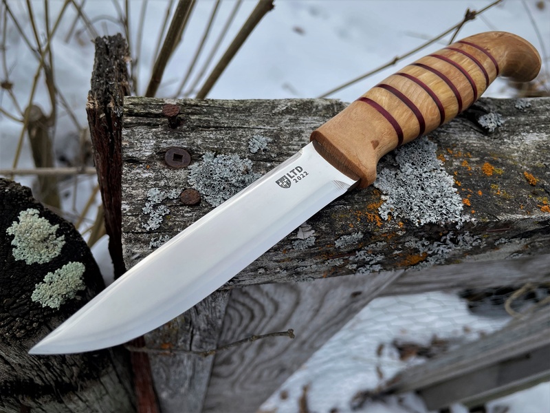 Helle JS - Limited Edition photo