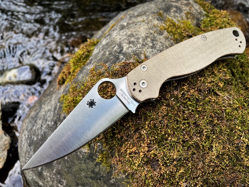 Spyderco Paramilitary 2 CPM Cruwear Brown Micarta 
