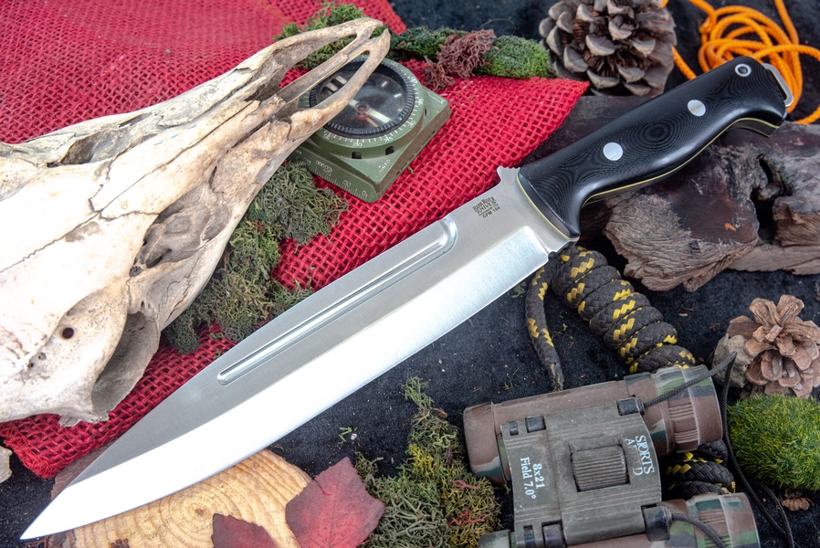 Barkriver Knives Pig Sticker CPM 154 Black G10 Yellow Liner photo