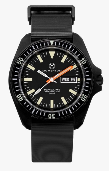 Momentum SQ30 Eclipse Black-Ion 42mm 