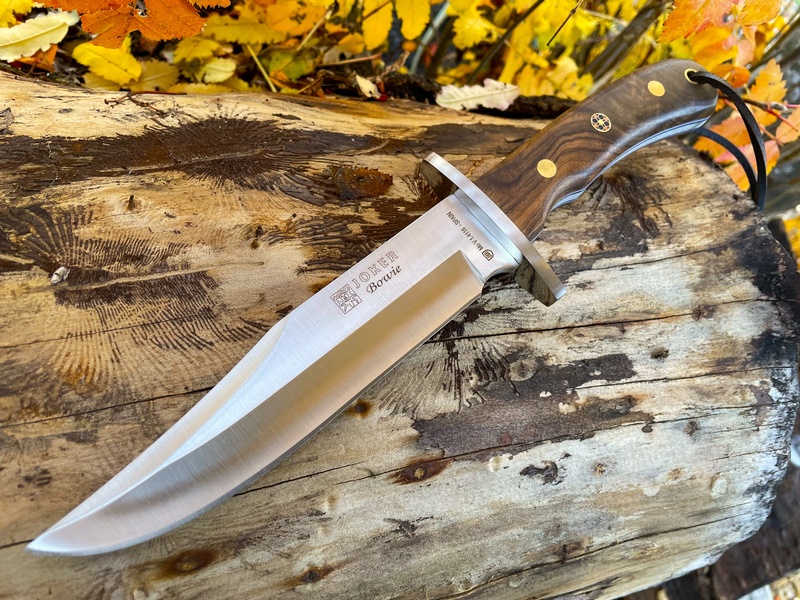 Joker Bowie Walnut 