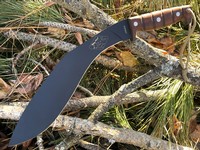 ESEE EXPAT Kukri Photo