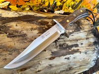 Joker Bowie Walnut Photo