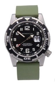 Momentum M50 [44mm] - Black-Ion with Green Rubber Strap Photo