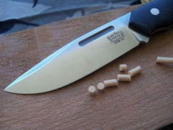 Cutting lenoleum welding cord